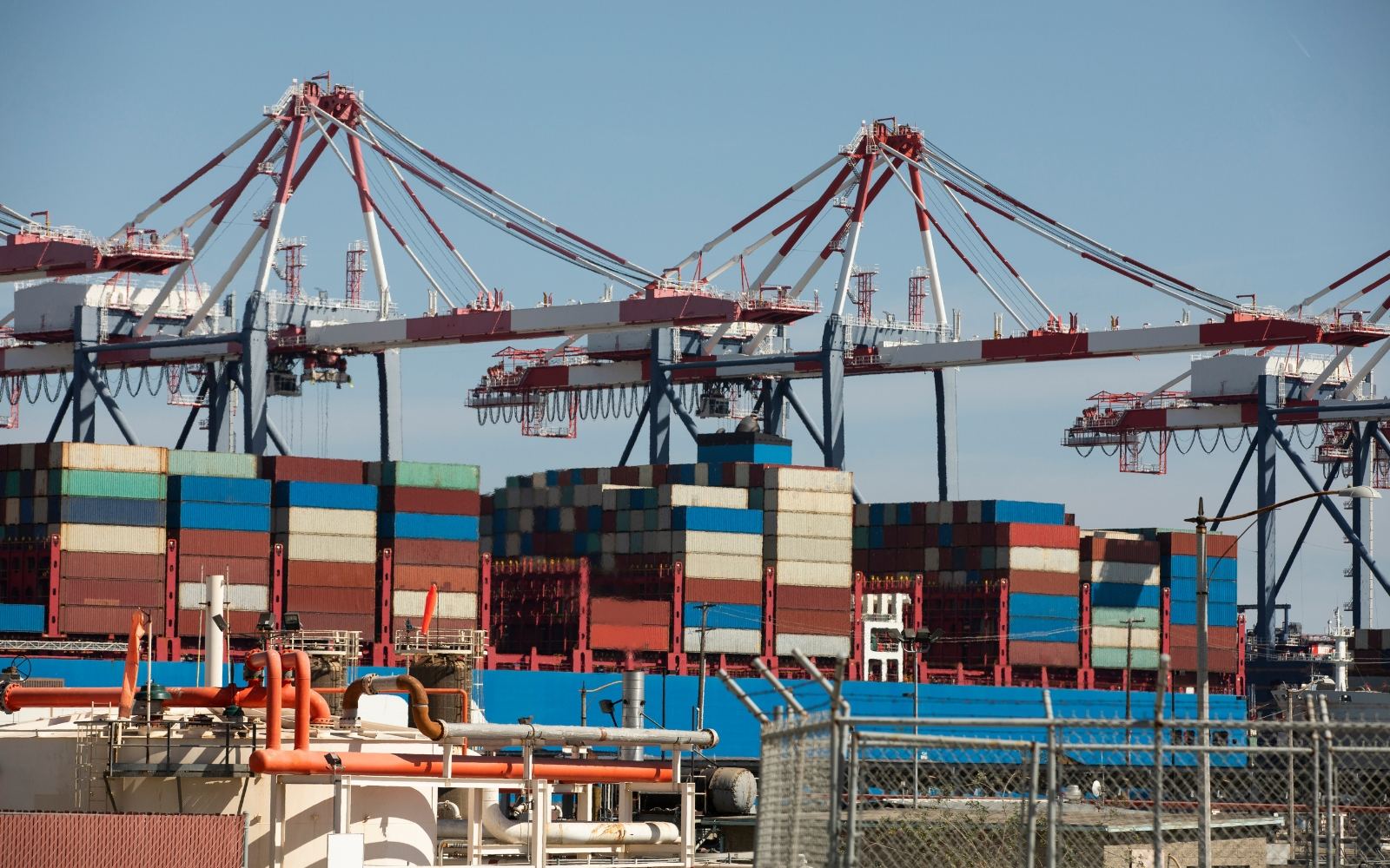 Port and cargo terminal operations coordinated by Cadena Logistica